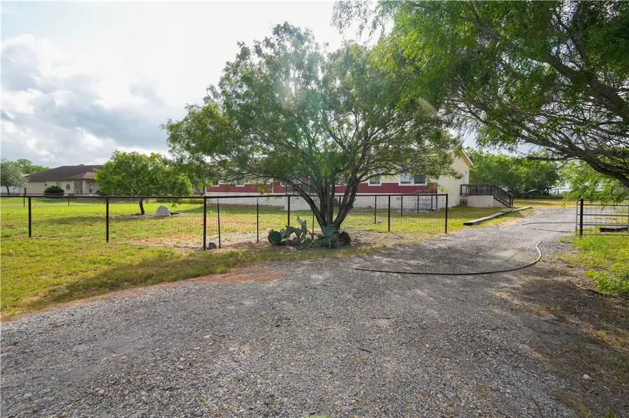 132 Quail Run, Calliham, TX 78007 - #3