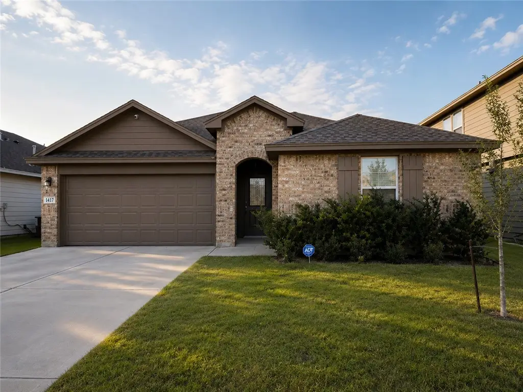 1417 Maverick, Sinton, TX 78387 - #1