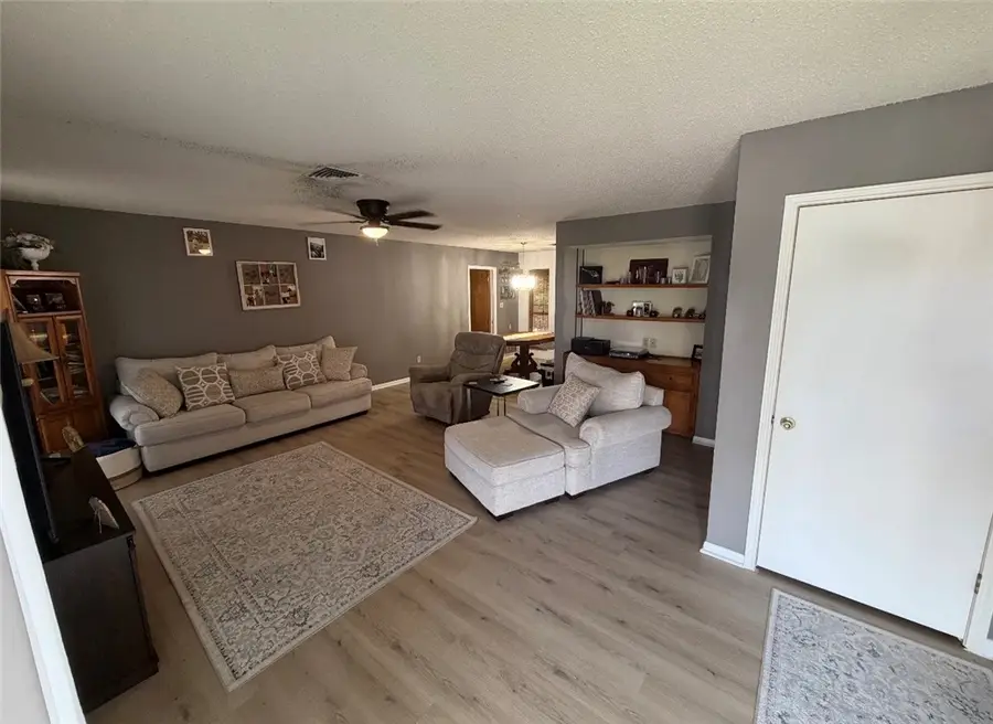 225 N Sehorn Street, Sinton, TX 78387 - #3