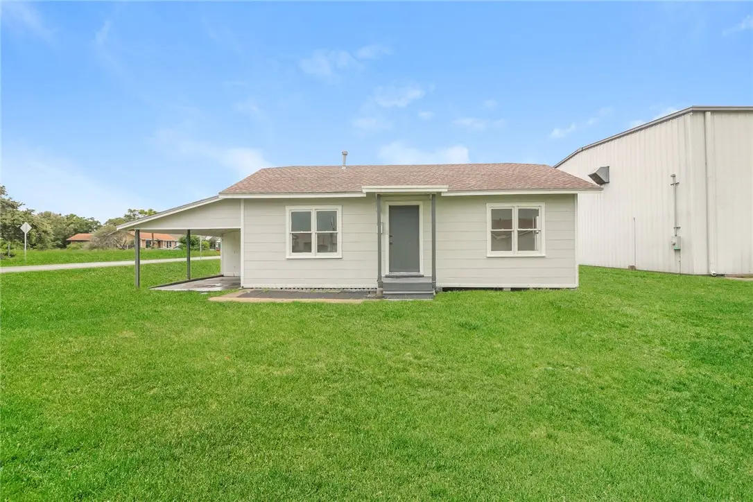 716 8th Street, Portland, TX 78374 - #1