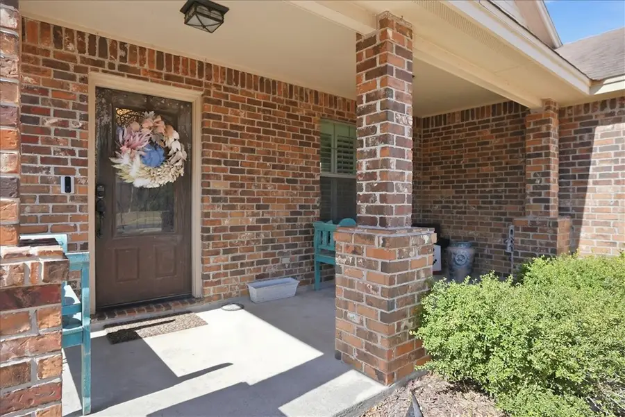 3721 Lake Hawkins, Robstown, TX 78380 - #3