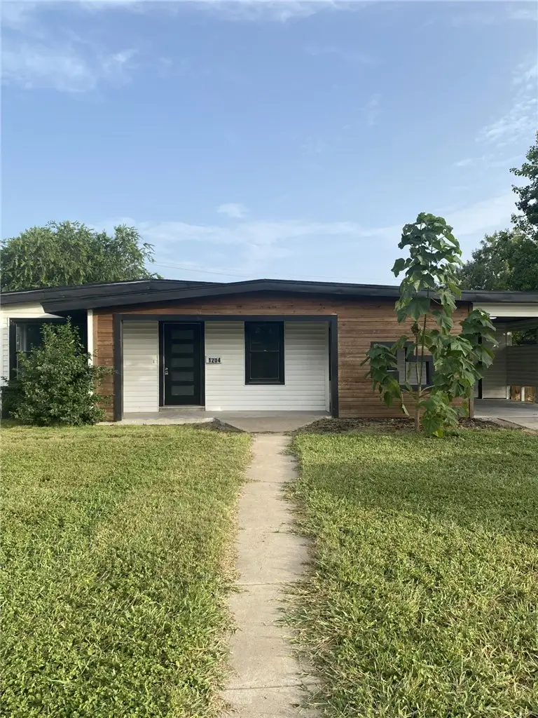 1204 Rose Drive, Alice, TX 78332 - #1