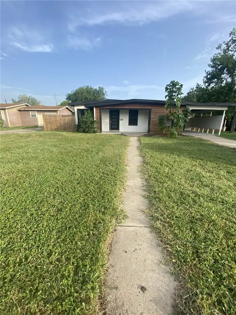 1204 Rose Drive, Alice, TX 78332 - #2