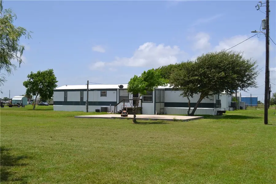 98 Catfish Drive, Palacios, TX 77465 - #2