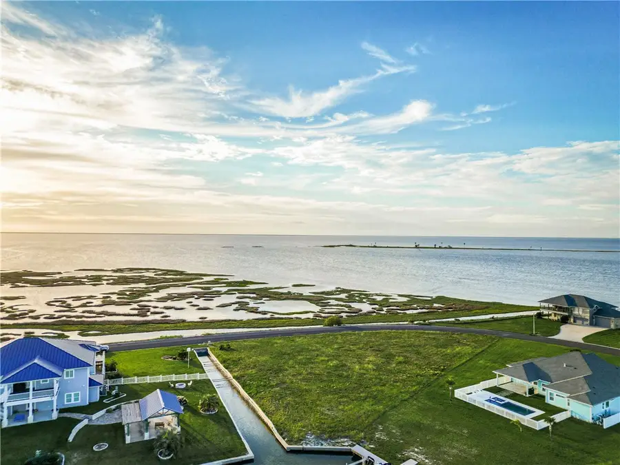 20 Northpointe Drive, Rockport, TX 78382 - #2
