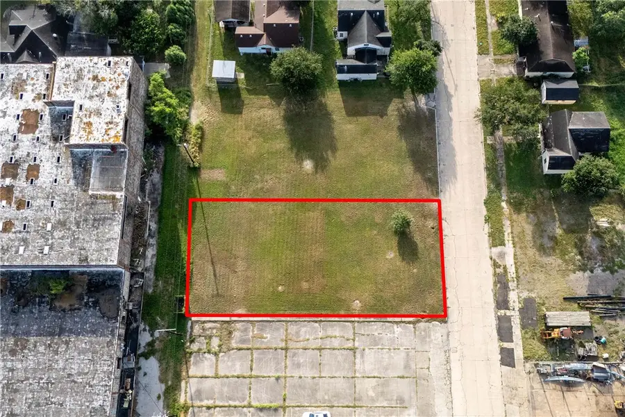 222 E Lott Avenue, Kingsville, TX 78363 - #3