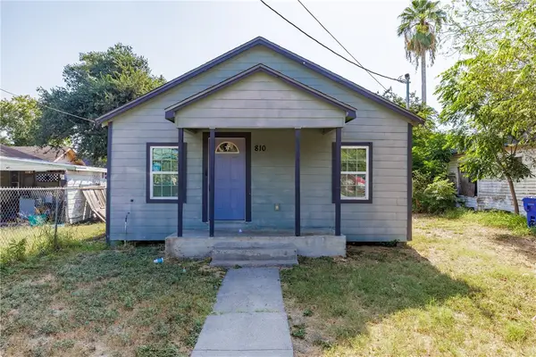 810 11th Street, Corpus Christi, TX 78404