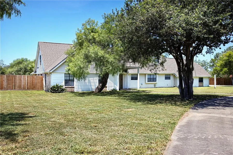 5353 County Road 73, Robstown, TX 78380 - #3