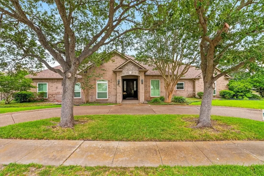 6201 Denain Drive, Corpus Christi, TX 78414 - #1
