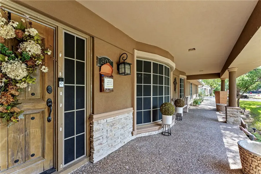 307 Kissling Avenue, Robstown, TX 78380 - #2