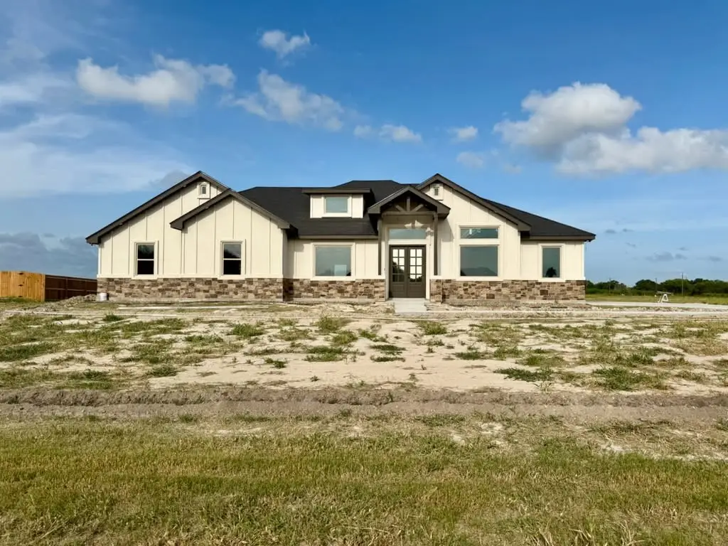 112 N County Road 1060, Kingsville, TX 78363 - #1