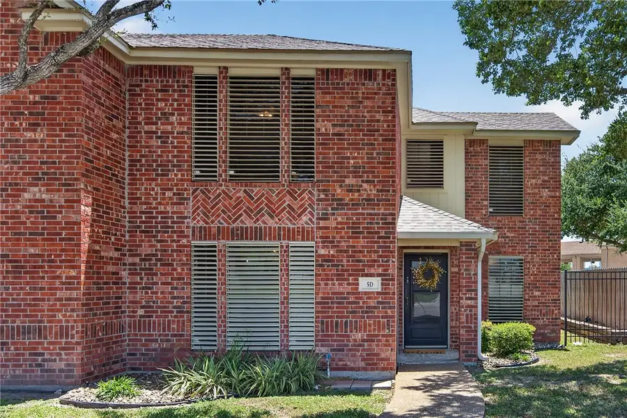 4022 Wood River Drive #5D, Corpus Christi, TX 78410 - #2