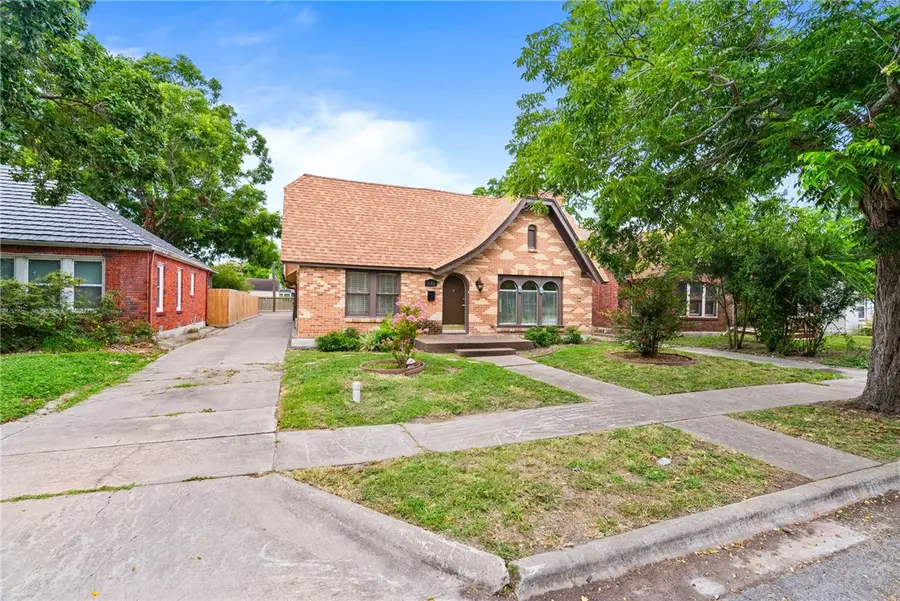 533 Naples Street, Corpus Christi, TX 78404 - #2