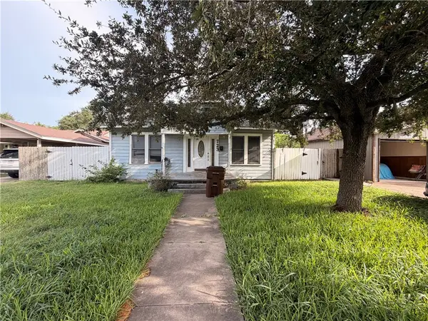 723 W Alice Avenue, Kingsville, TX 78363