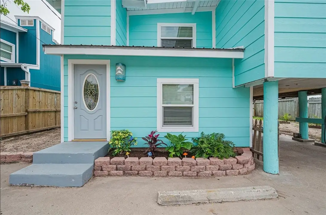 410 N Sandpiper, Ingleside On The Bay, TX 78362 - #1