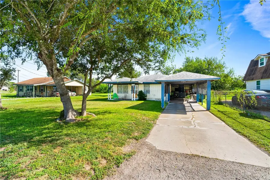 104 Dahme Street, Orange Grove, TX 78372 - #2