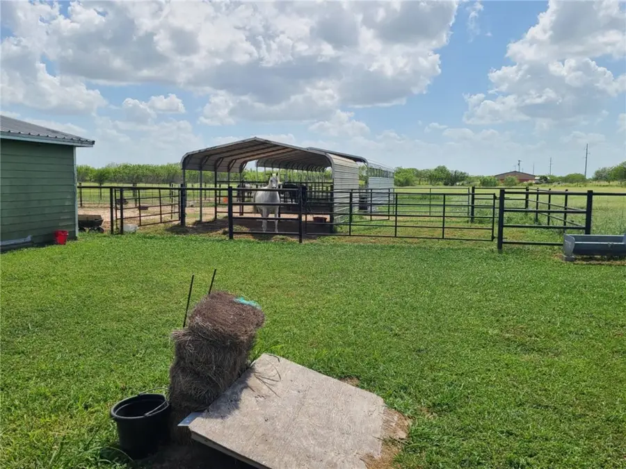 200 W Cr 418, Premont, TX 78375 - #3