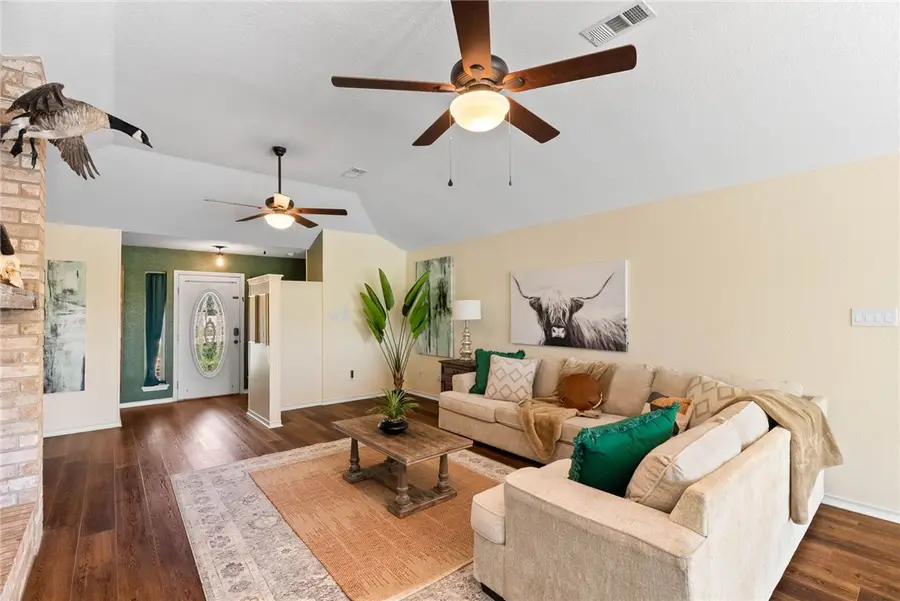 3802 Castle Knoll Drive, Corpus Christi, TX 78410 - #2