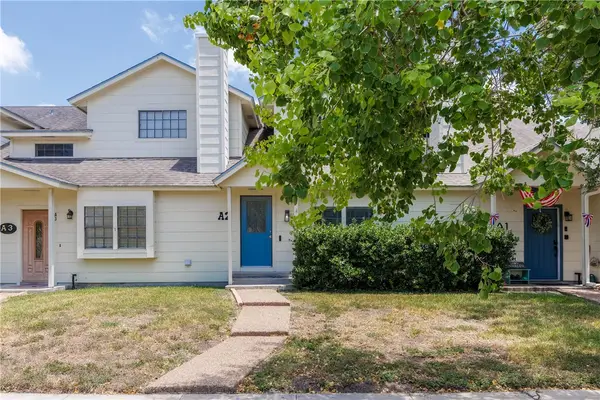 3052 Quail Springs #A-2, Corpus Christi, TX 78414