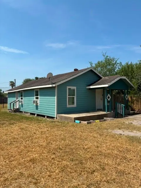 1239 E Kleberg Avenue, Kingsville, TX 78363 - #2
