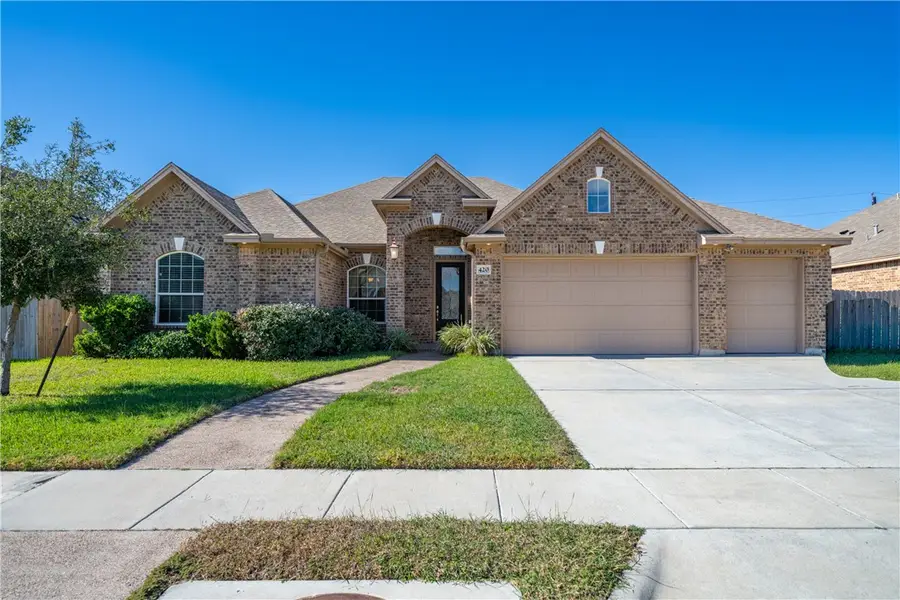 420 Gulfton Drive, Portland, TX 78374 - #2