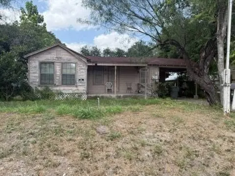 631 Trevino Street, Alice, TX 78332