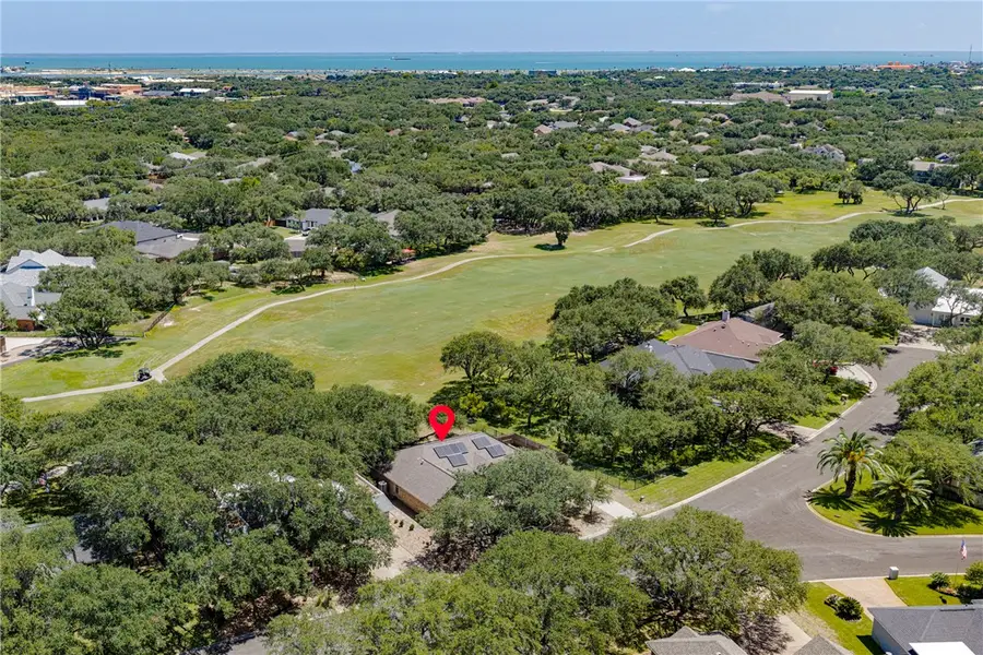 412 Fairway Oaks Street, Rockport, TX 78382 - #3