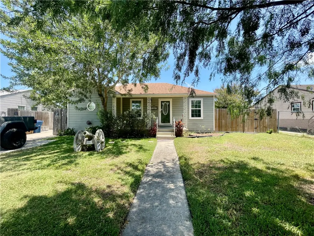 1242 Cambridge Drive, Corpus Christi, TX 78404 - #1