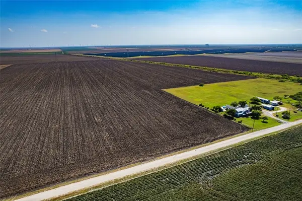 000 County Road 1214, Taft, TX 78390