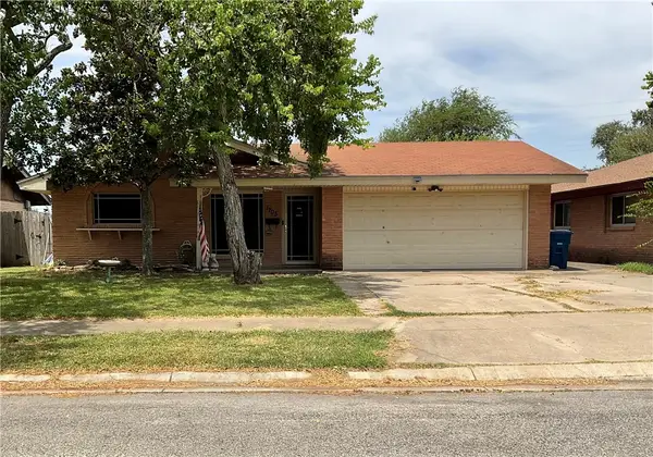 1705 Denver, Portland, TX 78374