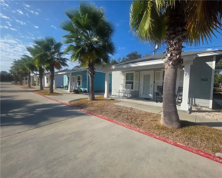 121 Oasis Circle, Rockport, TX 78382 - #2