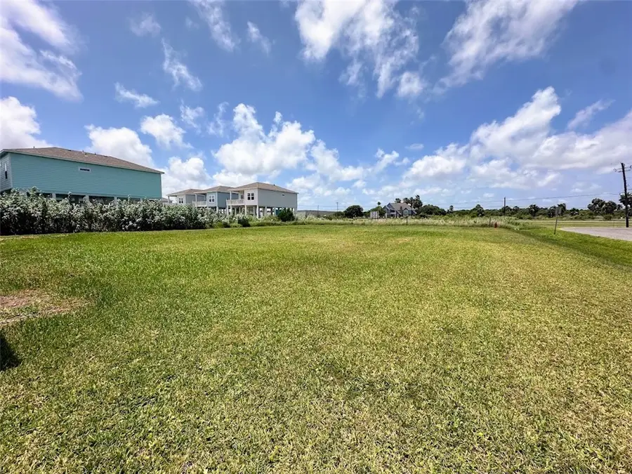 103 Palm Drive, Rockport, TX 78382 - #3