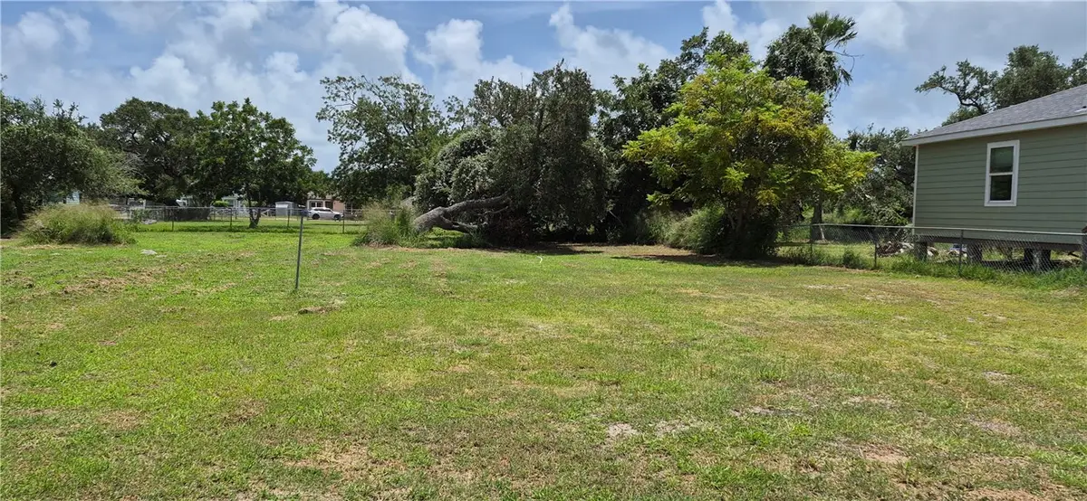 736 Young, Rockport, TX 78382 - #1