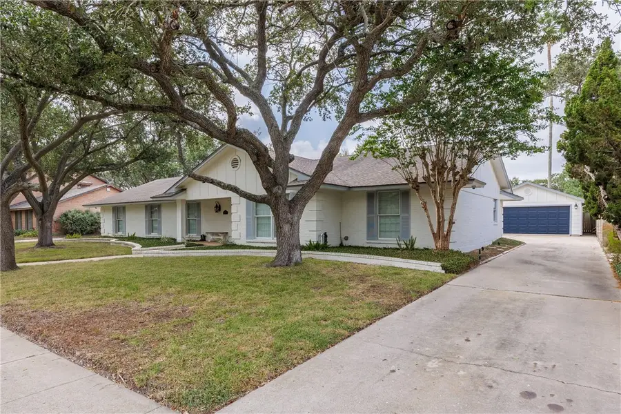 4941 Greenbriar Drive, Corpus Christi, TX 78413 - #2