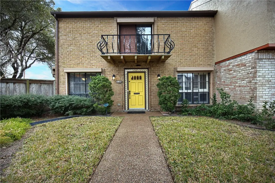 136 Lake Shore Drive #136, Corpus Christi, TX 78413 - #1