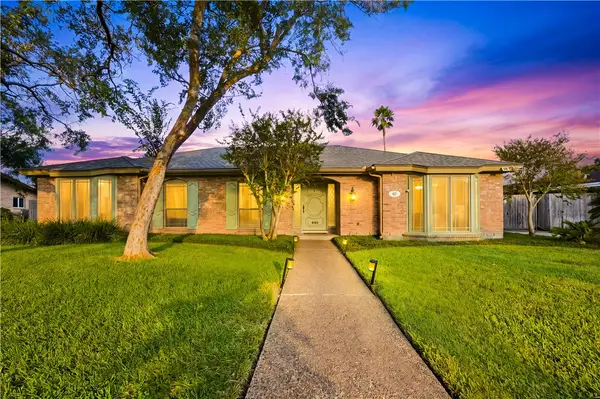 401 Cape Cod Drive, Corpus Christi, TX 78412
