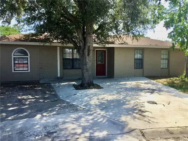 1110 Green Lane Drive, Corpus Christi, TX 78405