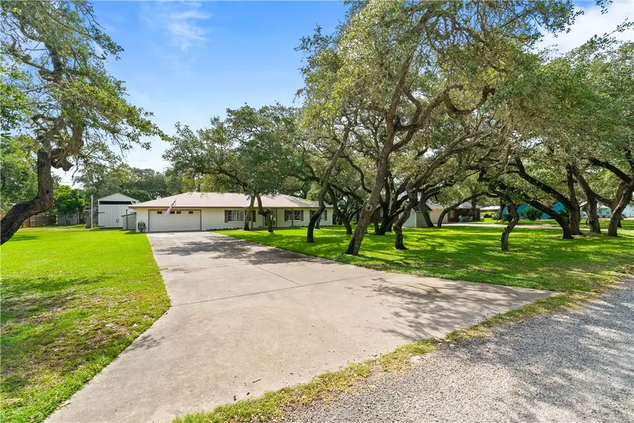 34 Redbird, Rockport, TX 78382 - #2