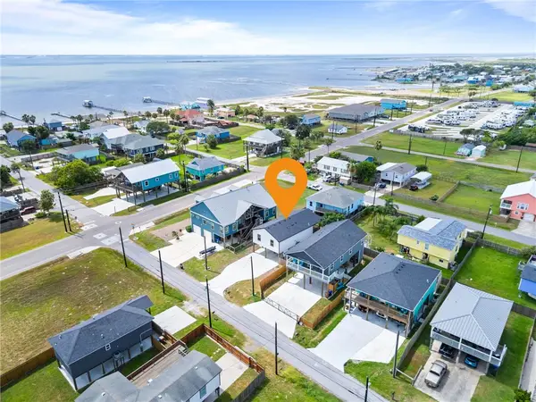 209 Las Palmas Drive, Corpus Christi, TX 78418