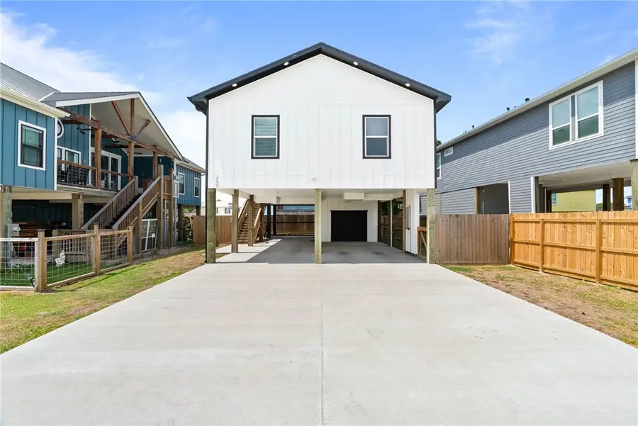 209 Las Palmas Drive, Corpus Christi, TX 78418 - #2