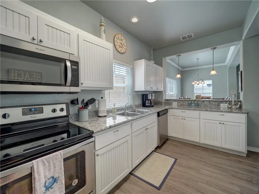 3021 S 11th Street #11, Port Aransas, TX 78373 - #3