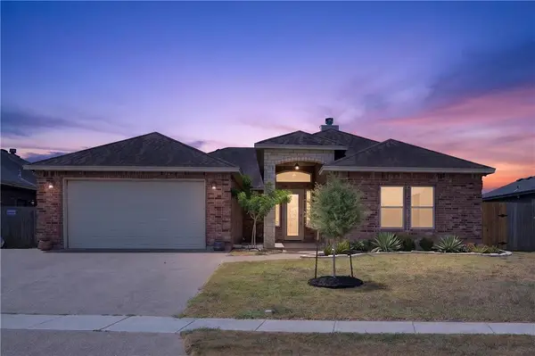10317 Beverly Hills Drive, Corpus Christi, TX 78410
