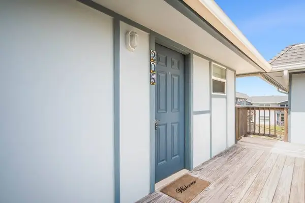 1319 11th Street #205, Port Aransas, TX 78373