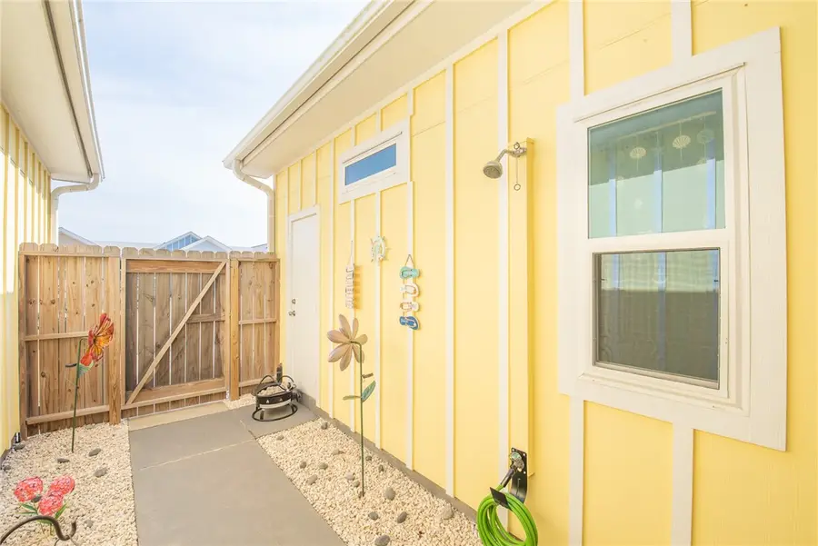 14209 Anegada Drive, Corpus Christi, TX 78418 - #3