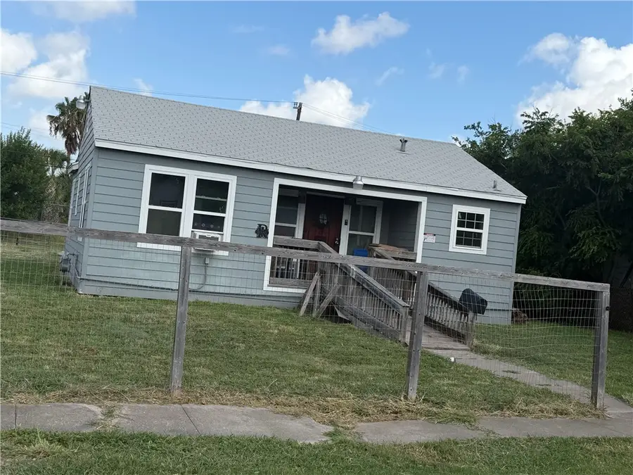 2525 Crews Street, Corpus Christi, TX 78405 - #2