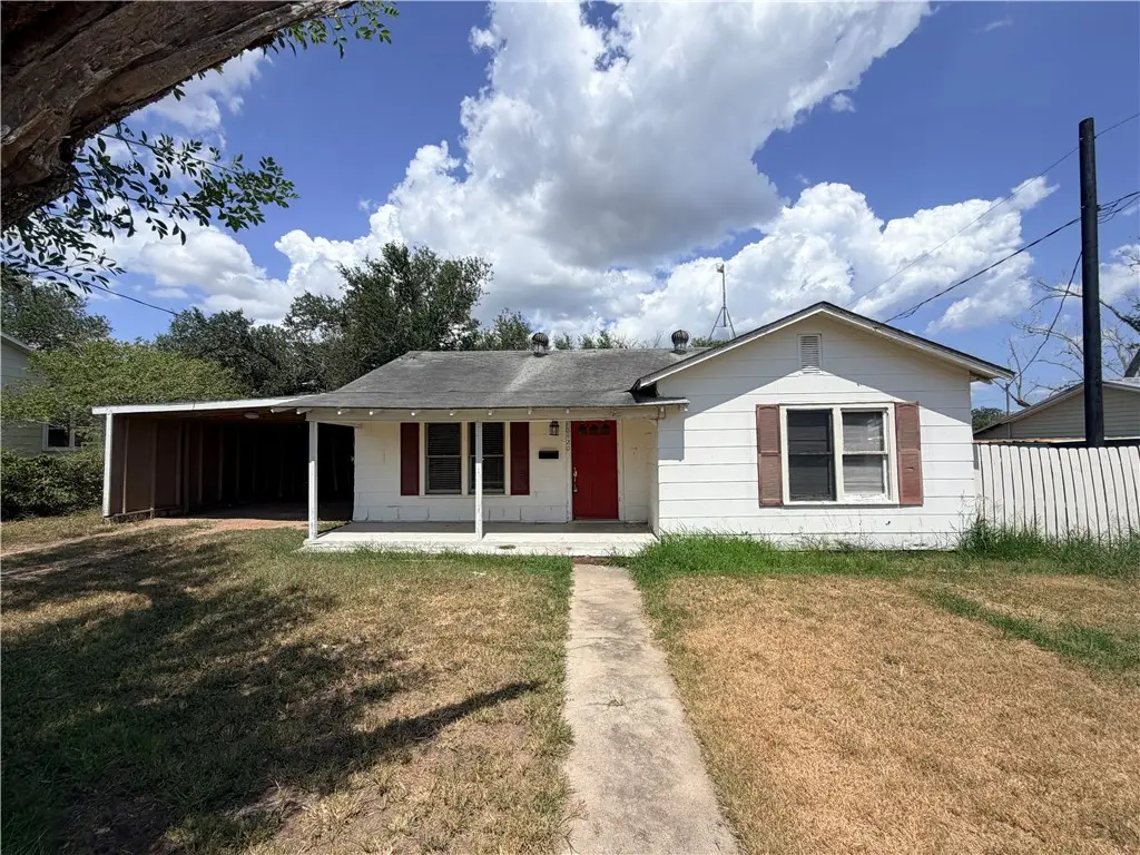 10420 Sixth Street, Pettus, TX 78146 - #1