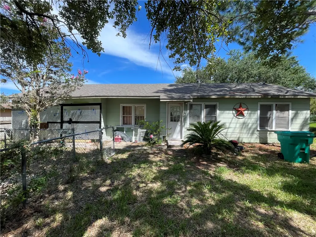 249 N 10th Street, Aransas Pass, TX 78336 - #1