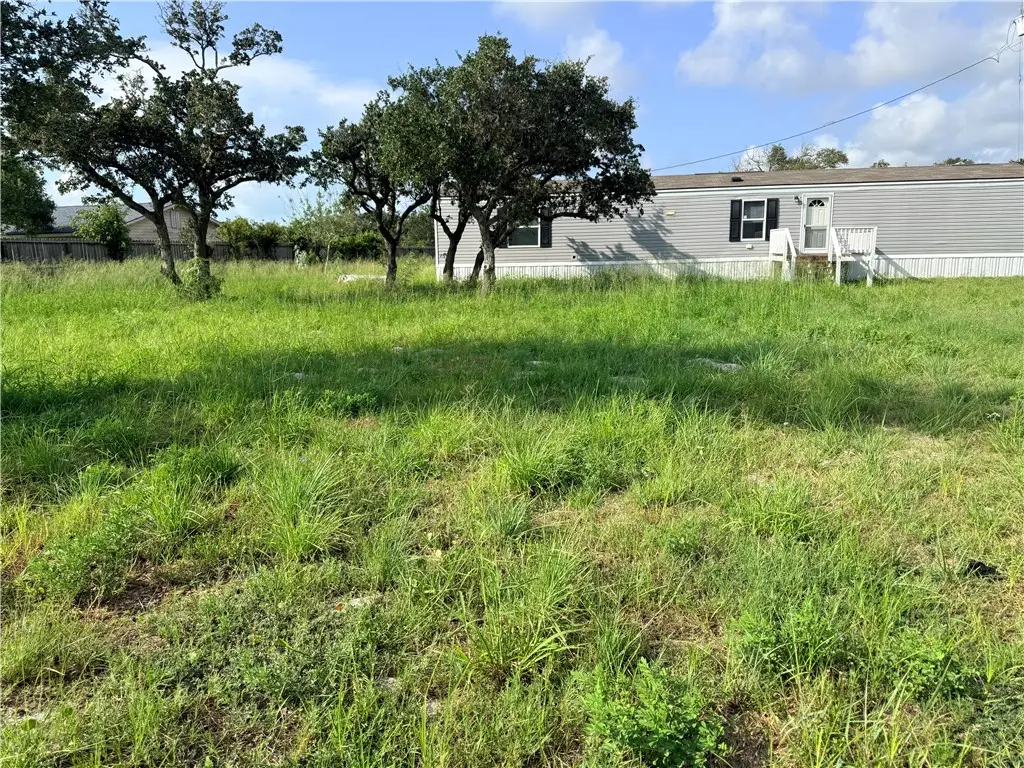 1807 W Gile Avenue, Aransas Pass, TX 78336 - #1