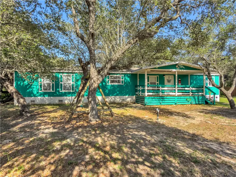 510 Rowe Street, Rockport, TX 78382 - #3