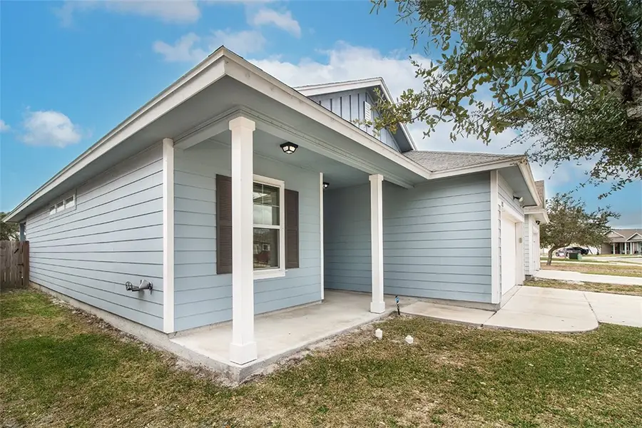1911 Estes Flats Drive, Aransas Pass, TX 78336 - #3